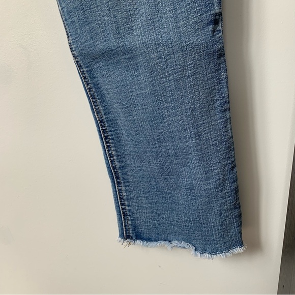 SIZE 14 SEVEN7 SLIM STRAIGHT LIGHT BLUE JEAN FRAYED HEM STRETCH - Picture 9 of 16